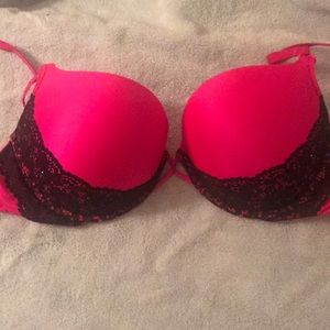 Victoria’s Secret Bombshell Bra Adds 2 Cup Sizes!